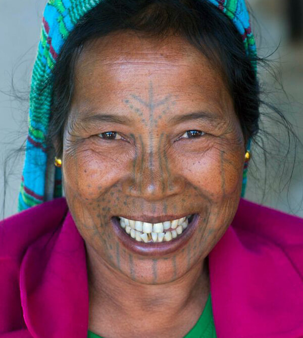 またひとつ伝統が消える ミャンマー女性の顔面タトゥーがはかなくも美しい Edamame