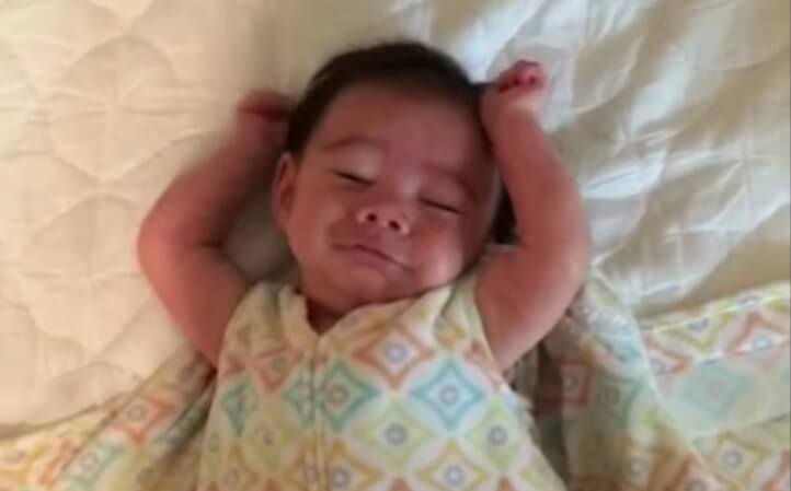FireShot Capture 535 - Cute baby throws his hands up every morning _ - https___www.youtube.com_watch