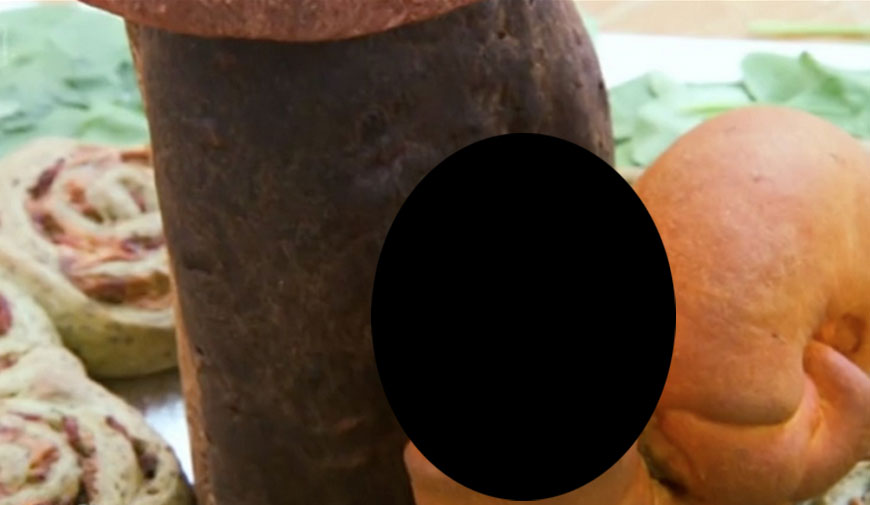 放送事故 お料理番組で実に 男らしい パンが焼きあがってしまい話題に Edamame