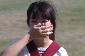 【全力で許す！】台湾の始球式で女の子が派手にやらかすもめっちゃかわいいと話題に！