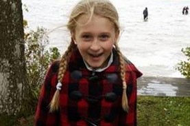 【勇者誕生か！？】スウェーデンの8歳の少女が湖から1500年前の戦士の剣を引き抜く！