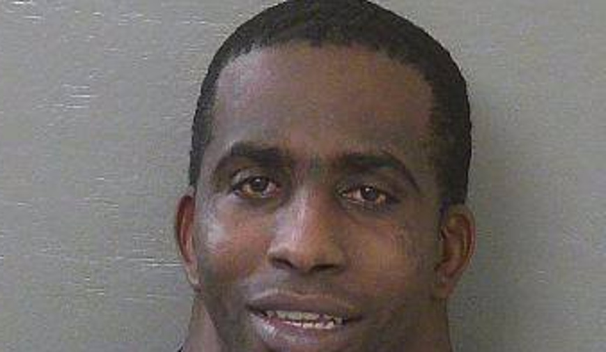 おかしい ドラッグで逮捕された犯人の写真の 首 が話題に Edamame